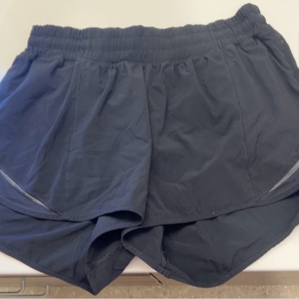 Lululemon Black Shorts Size 6